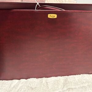 Riviera Men's Burgundy Leather Briefcase